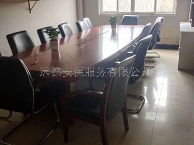 武汉女孩结交新男友被前任威胁,雇佣远德专业保镖护命
