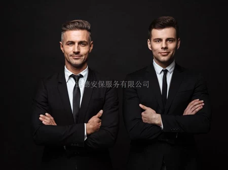 华晨宇开演唱会万人空巷，传合作武汉远德商务保镖？